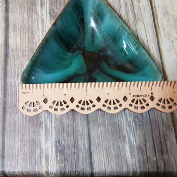 Vintage Drip glaze triangle serving dish - Picture 3 of 3